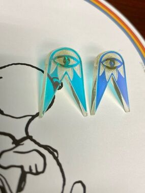 Iridescent Laser Etched Acrylic Eye Drop Stud Earrings — NWOT